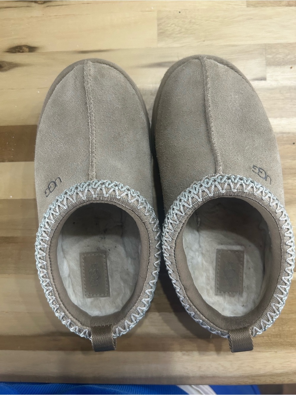Ugg Tasman slippers